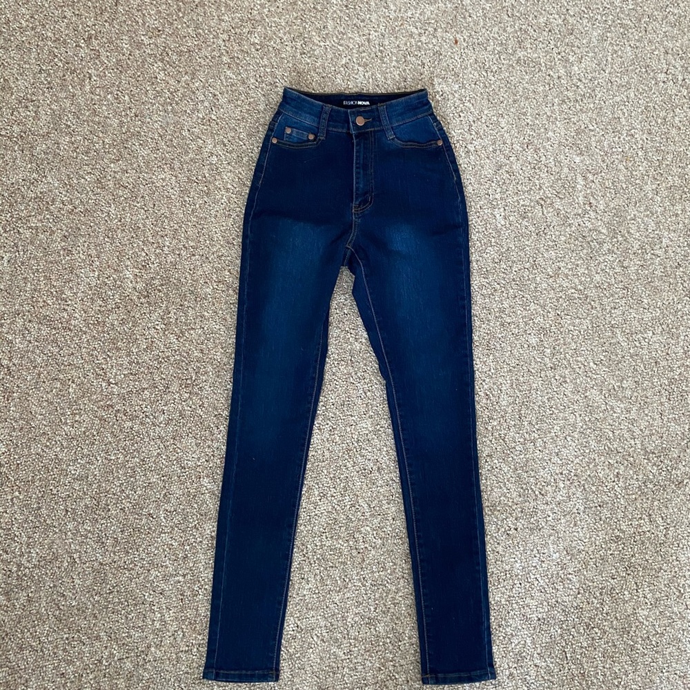 Fashion nova jeans
